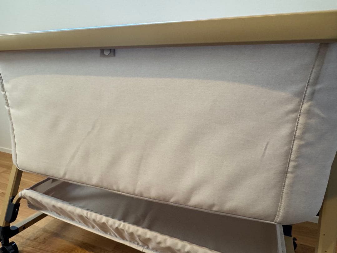 2024年版　HZDMJベージュ　ベビーベッド