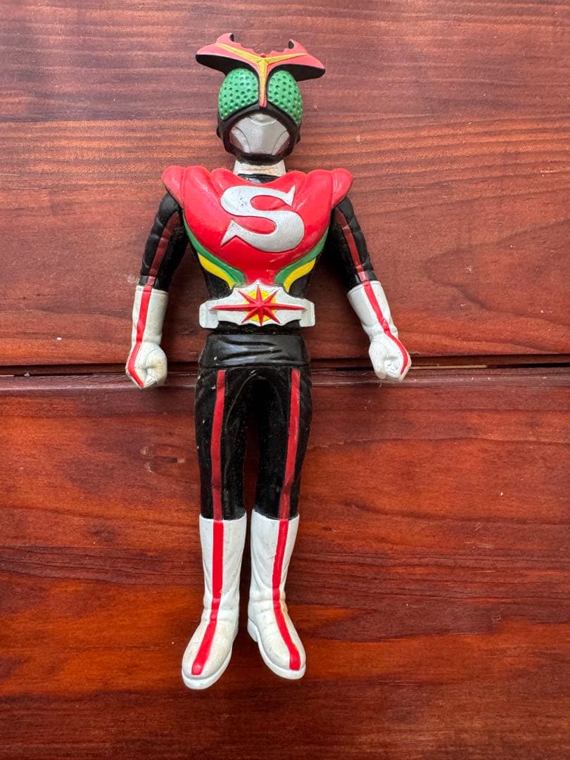 戦隊ヒーロー フィギュア 赤黒