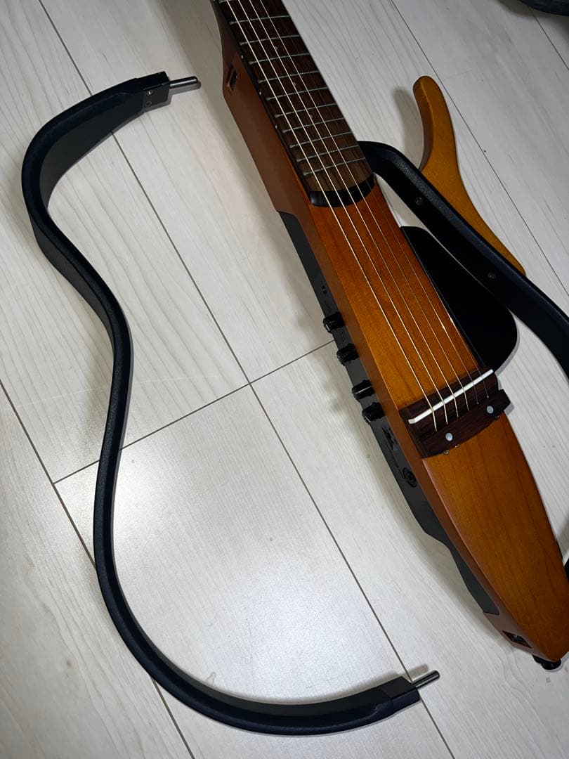 YAMAHA SLG-100S サイレントギター 動作未確認 ケース付