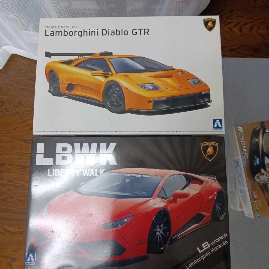 Lamborghini Diablo GTR & LBWKプラモデル 1/24