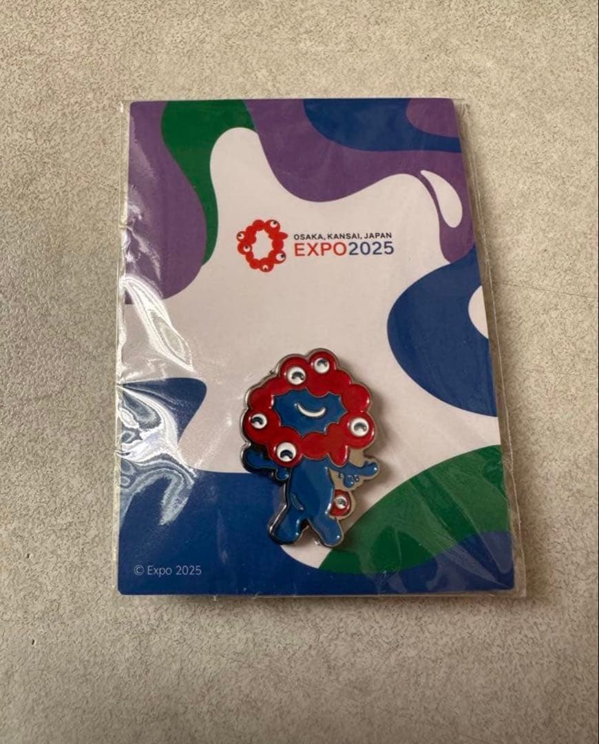 大阪関西万博　ピンバッジ　色差し ミャクミャク にこにこ 記念チケット　expo