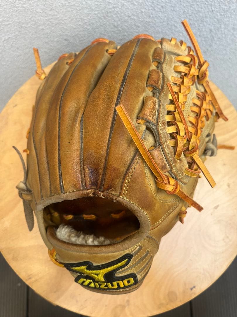 ミズノプロ 硬式　内野用グローブ