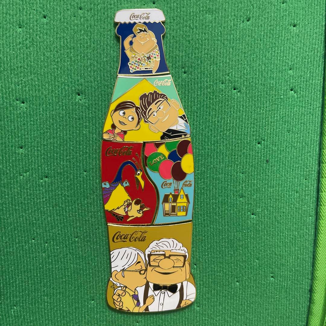 コカコーラ　カールじいさんの空飛ぶ家　ピンズ　4個セット LE100