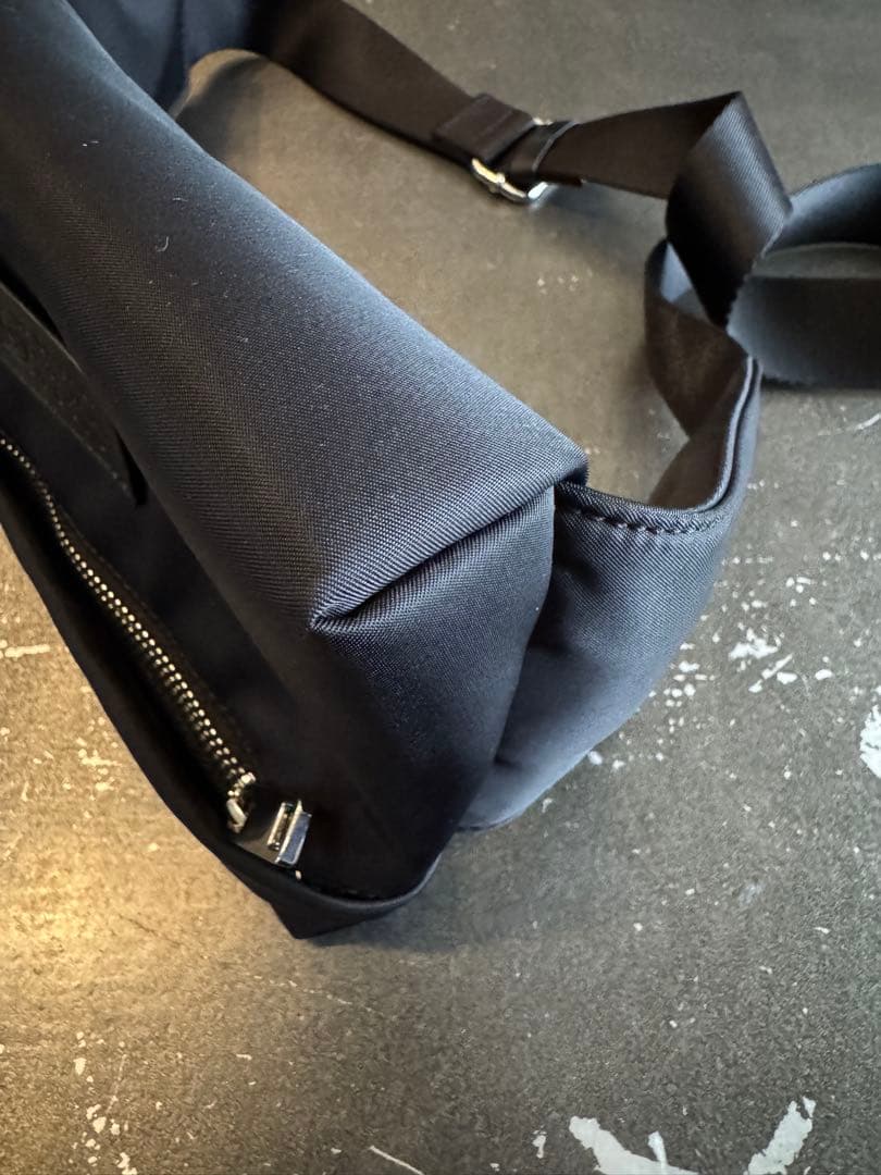 Maison Margiela MM6 ボディバッグ(男女兼用)