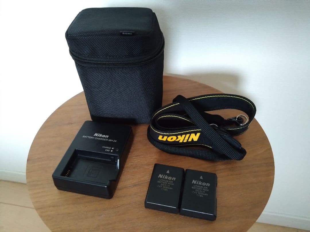 ニコンNikon D3200 SIGMA30mm　 SIGMA18-50mm