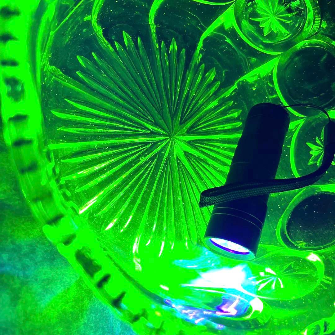 骨董　時代プレス　ラスター彩釉薬　ギザフチ　大鉢　菓子器　ウランガラス