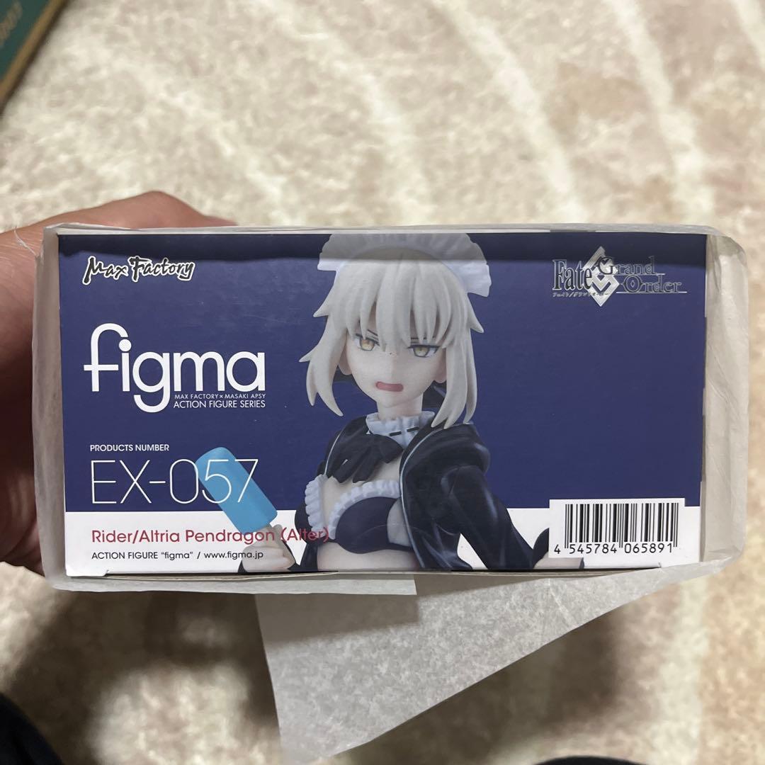 日*4様 【新品】figma セイバーオルタ　ライダー　アルトリア・ペンドラゴン