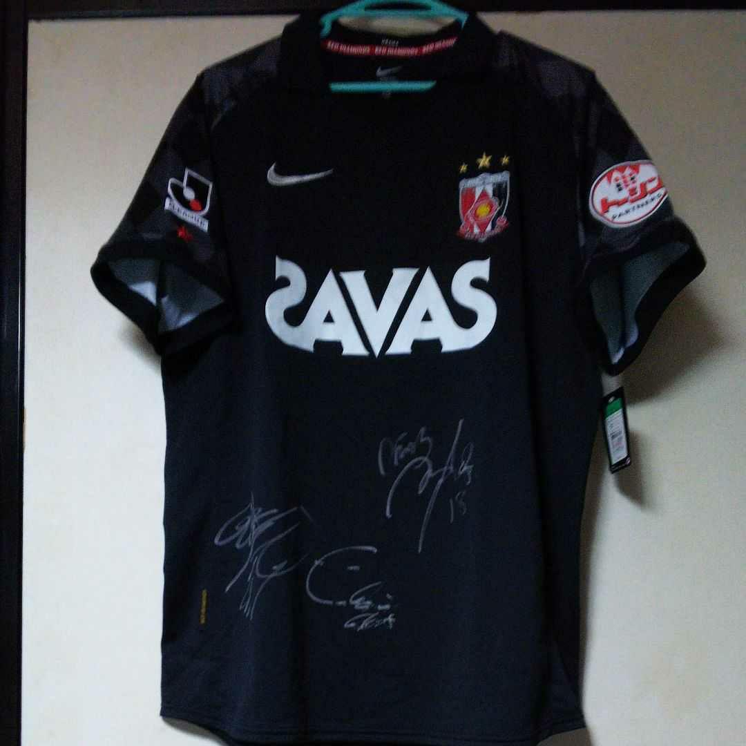 新品・NIKE・2010浦和レッズサイン入りユニフォームGKモデル