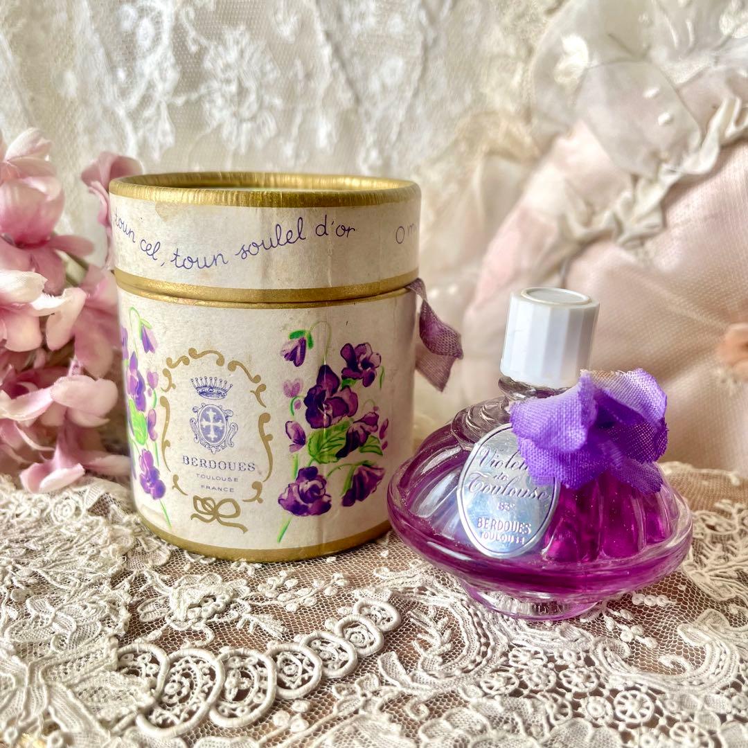 トゥルーズすみれのオードトワレ　ボックス&説明書付き　フランスアンティークスミレ