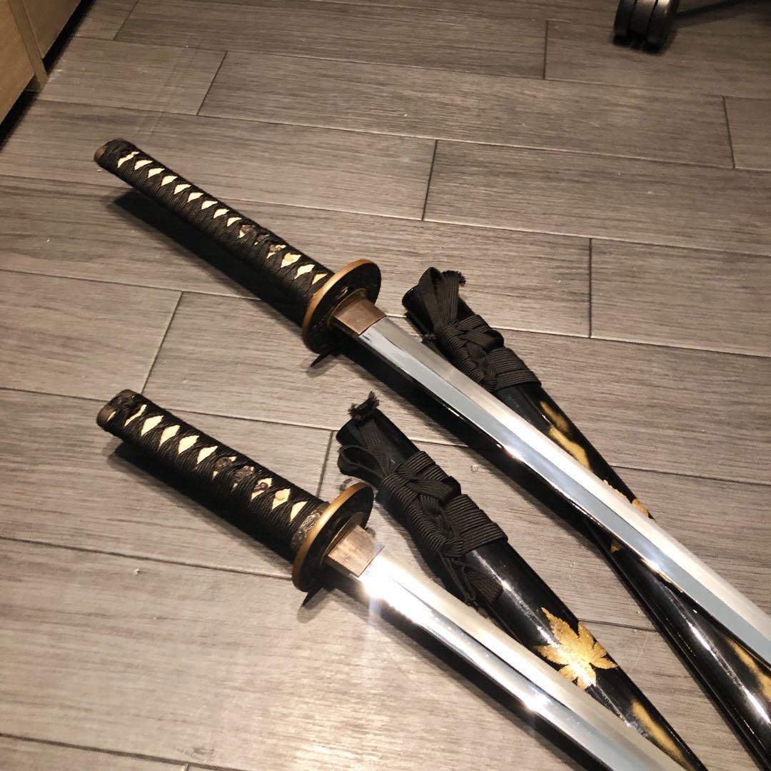 高級模造刀　高級居合刀　 土佐美術刀剣　大小セット　本研波刃　紅葉柄