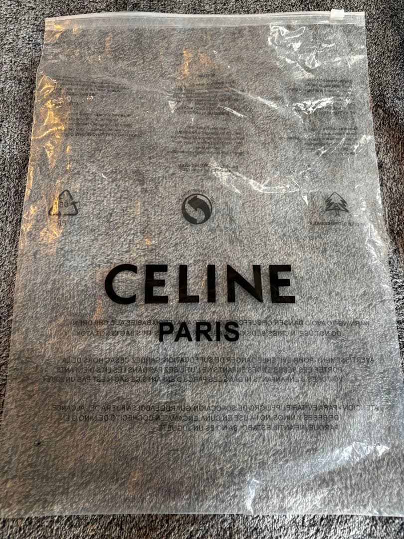 CELINE ブラックキャップ