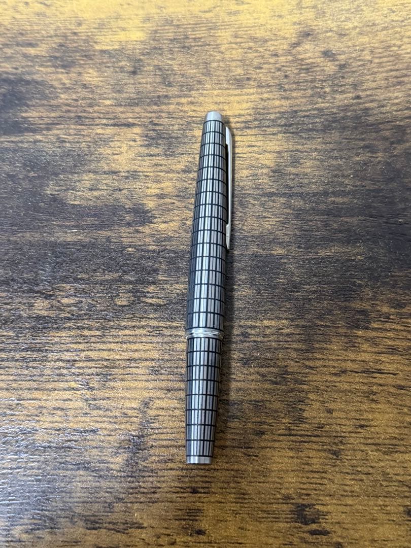 筆記確認&洗浄済　1975年製　全蝕刻　エリート　18金　F パイロット　万年筆