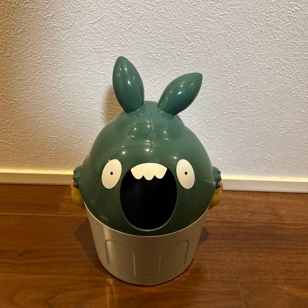 ダストボックスヤブクロン