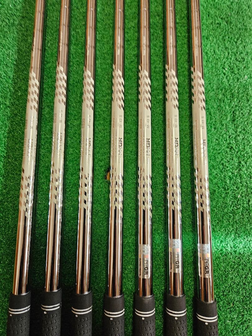 プロギア　０３　アイアン　５～PW AW ７本　２０２５モデル！