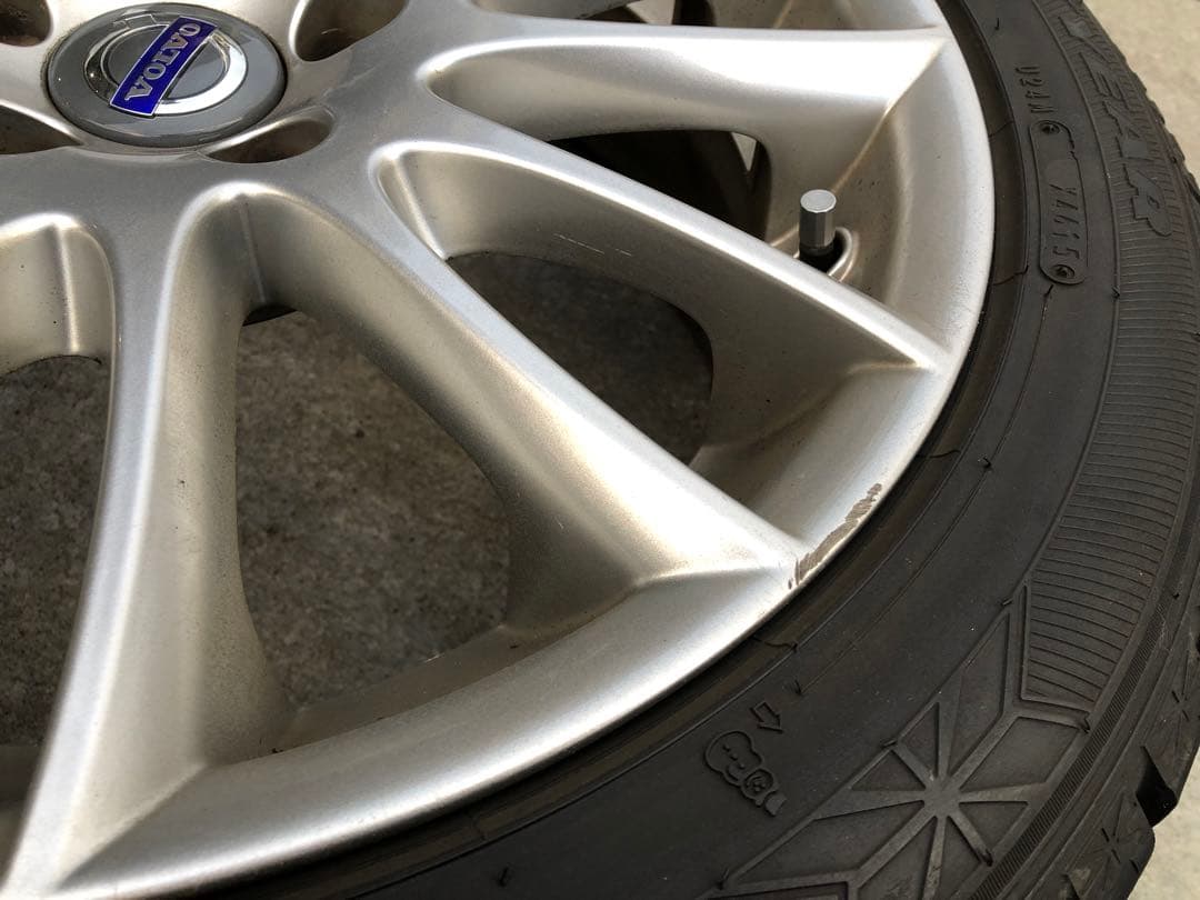 ボルボ純正7.5J×17×45 215/50R17アイスナビ6付ホイールセット