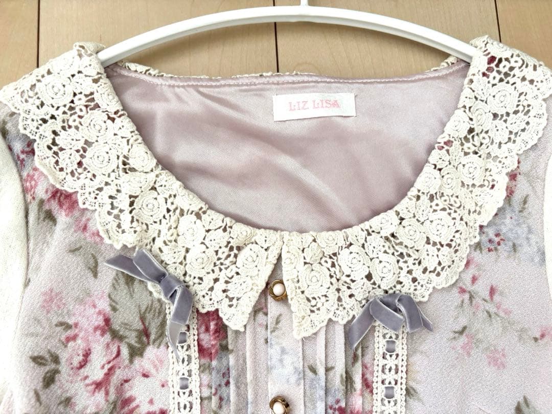 リズリサ　ビッグリボン付き　レース襟　薔薇　花柄　長袖ワンピ