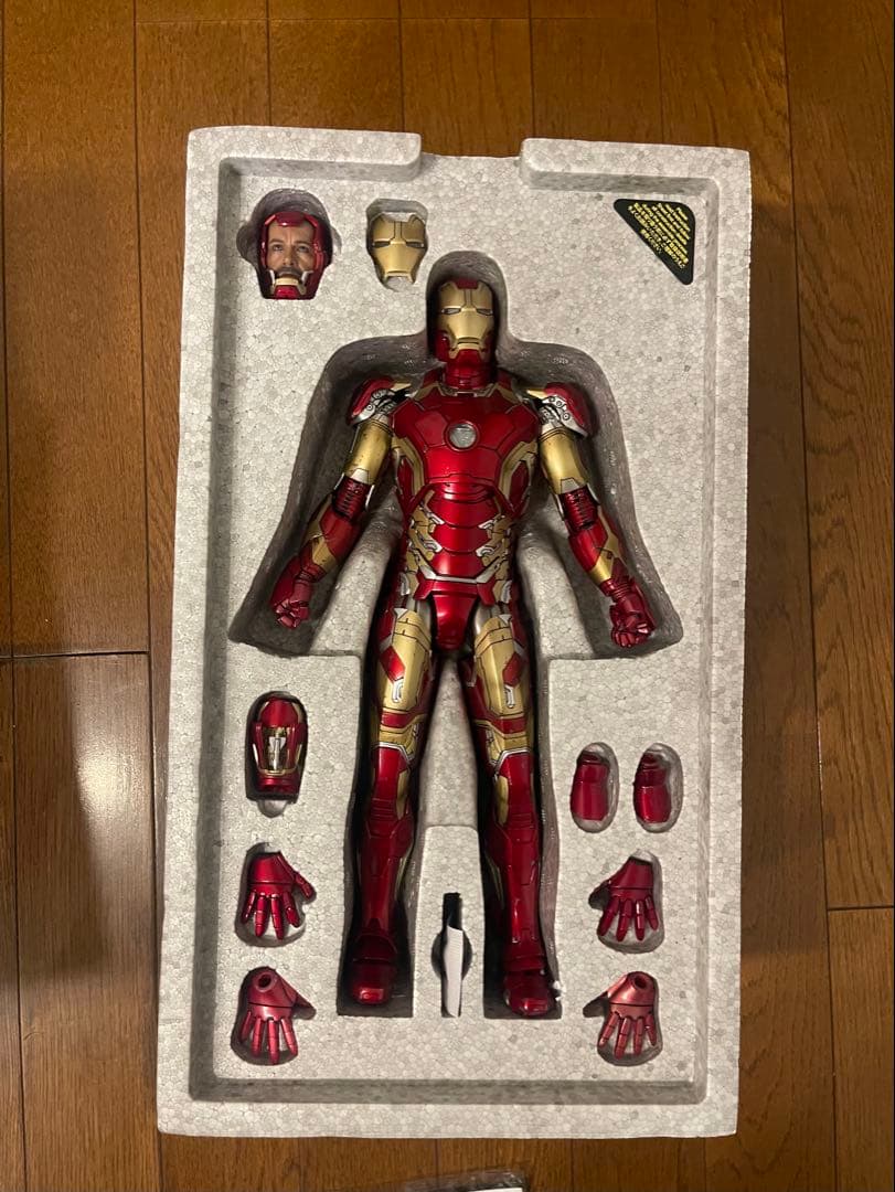 Hot toysセット アイアンマン　ロケット　キャプテンアメリカ　マイティソー