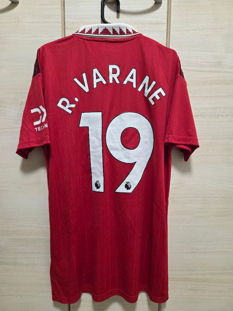 ２０２２シーズン　マンチェスター・ユナイテッド　ヴァラン　ユニフォーム