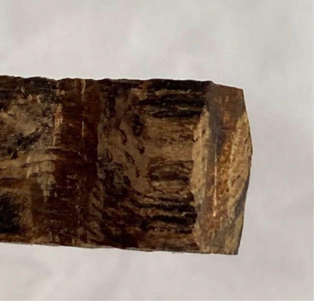 沈香　香木　タニ　三種　お香　3.4グラム