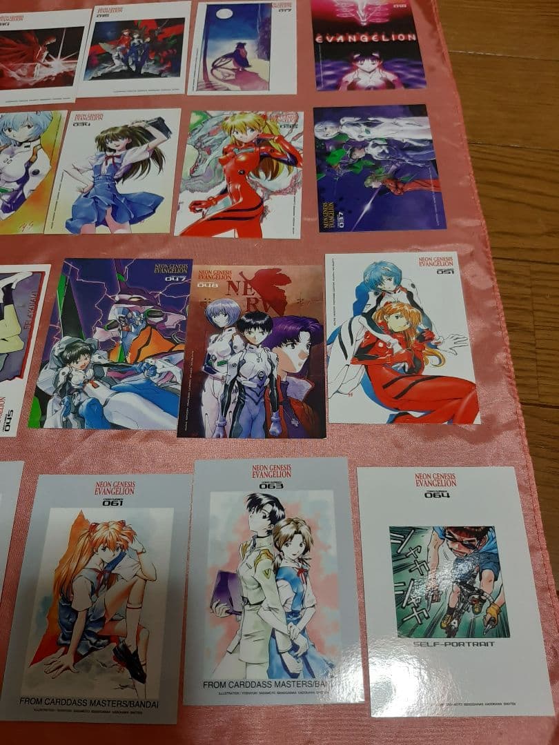 カード32枚つき新世紀エヴァンゲリオン アートトレカブック