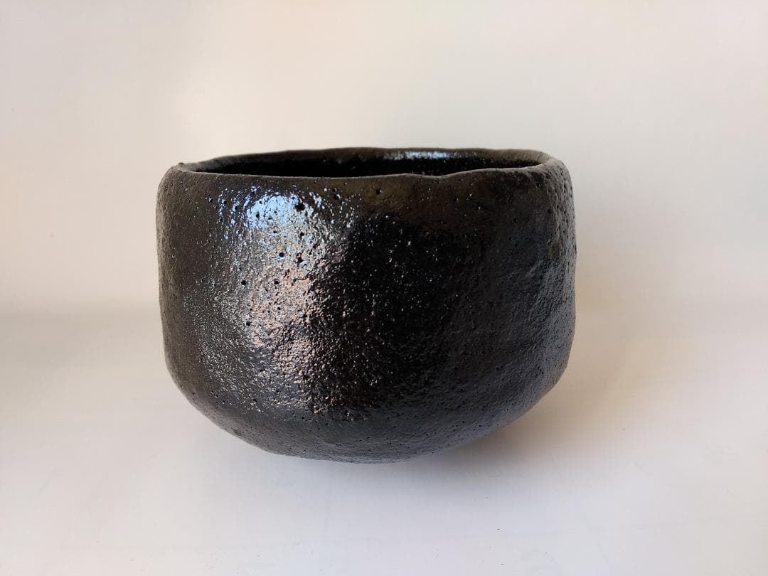 小西平内焼 太閤窯 原田聖龍 朱彩黒茶碗 共箱 茶碗 茶道具 茶器 抹茶碗 新品