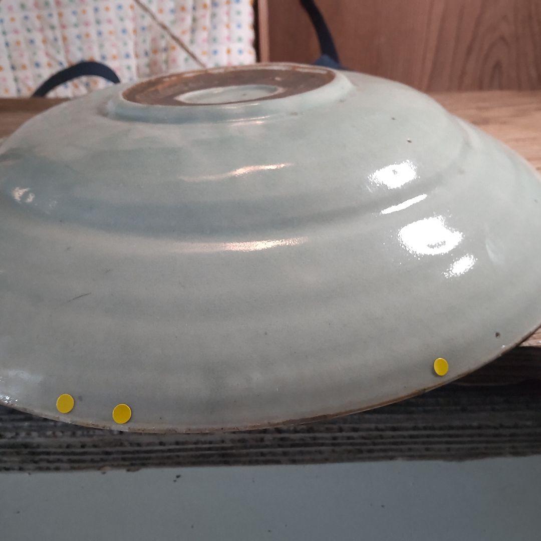 初期伊万里～淡青磁草花文様尺越大皿