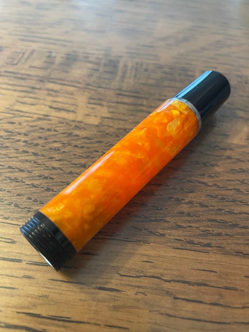 初期DELTA ドルチェビータミディアム万年筆