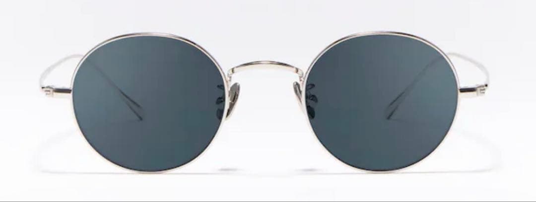 JINS メガネ 可視調光レンズ