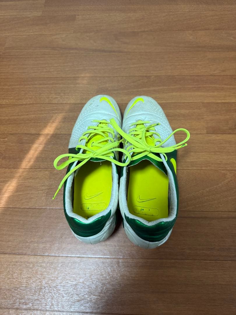 【中古品】NIKE CTR360マエストリ 2 HG 27.5