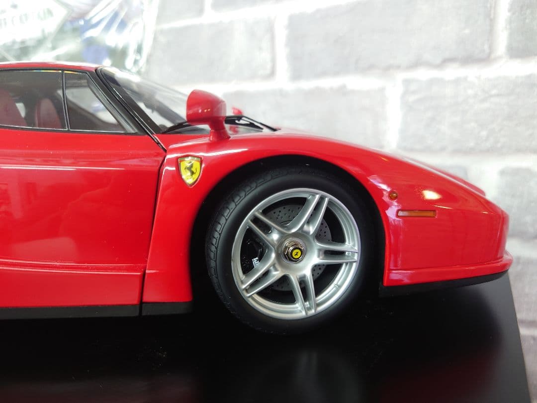 フェラーリエンツォ1/12 京商 08606R