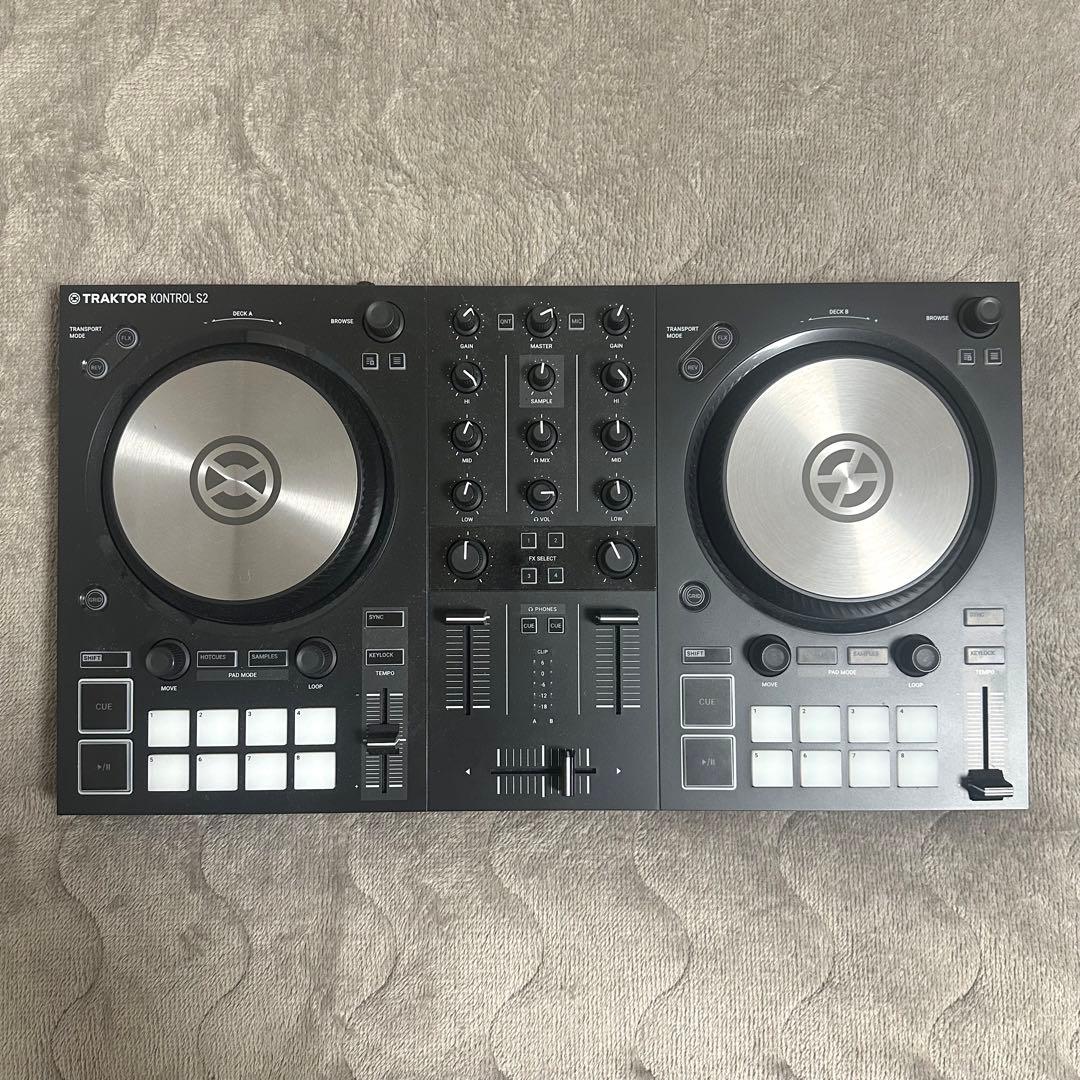 TRAKTOR KONTROL S2 MK3 DJ コントローラー