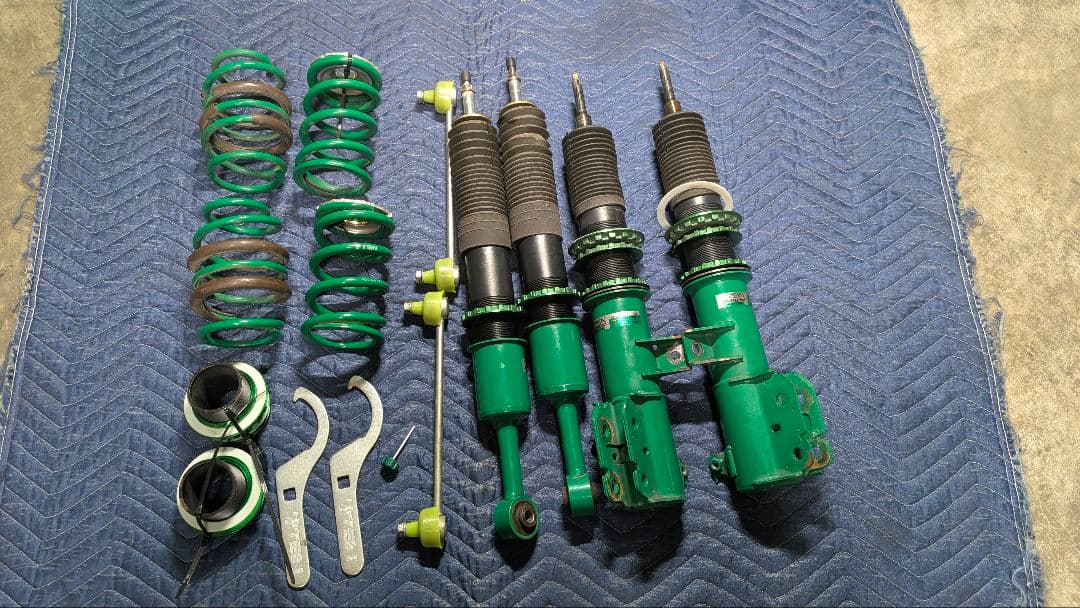 ZC33S用中古車高調 TEIN MonoSport モノスポーツ スイスポ