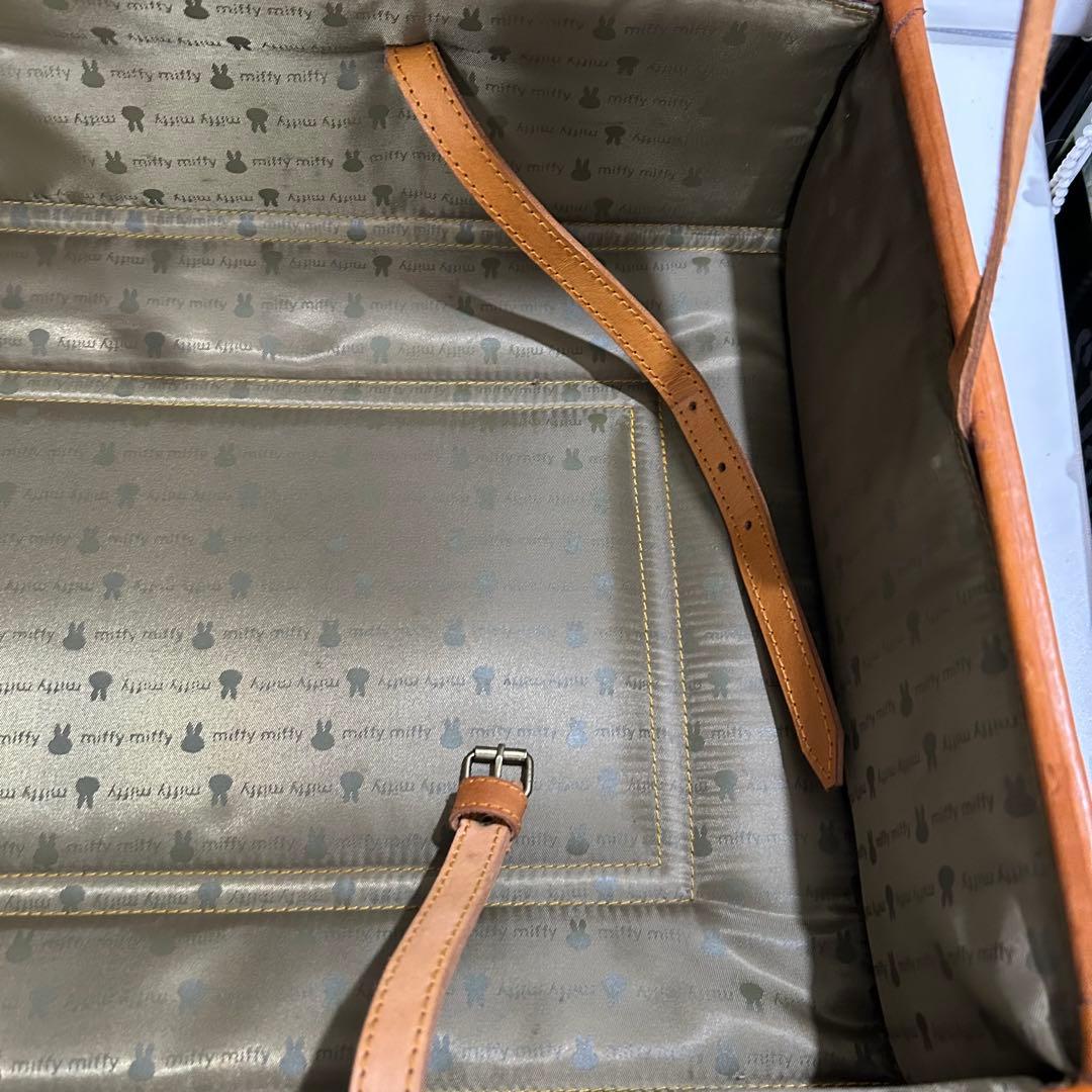 希少■ ミッフィー　リーブス　トランクケース　牛革