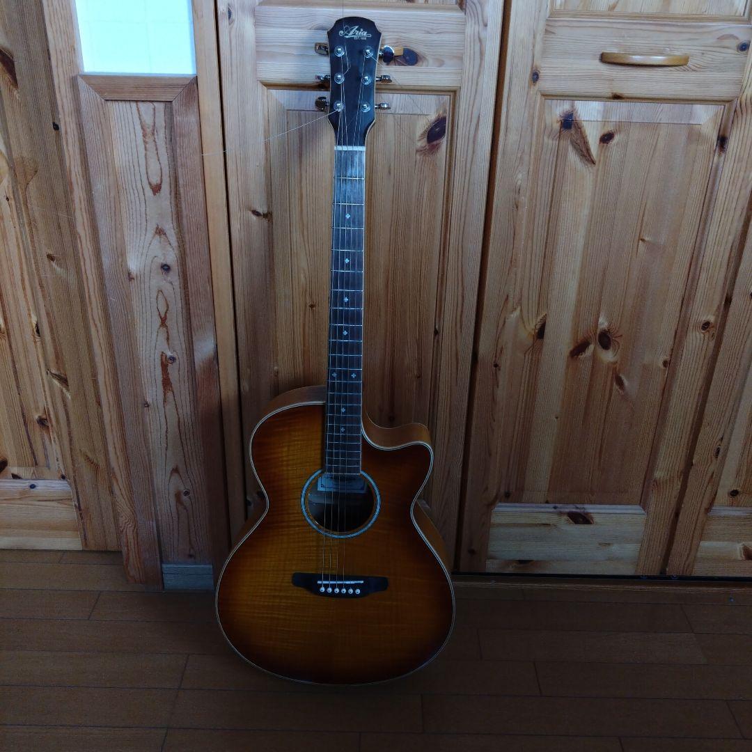 Ariaエレアコギター