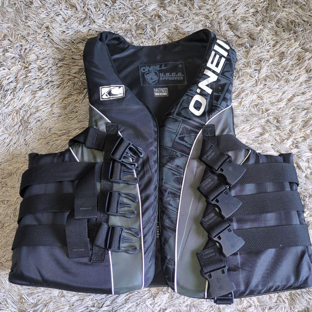 p*i様 【美品】O'NEILL オニール ライフジャケット メンズLサイズ U