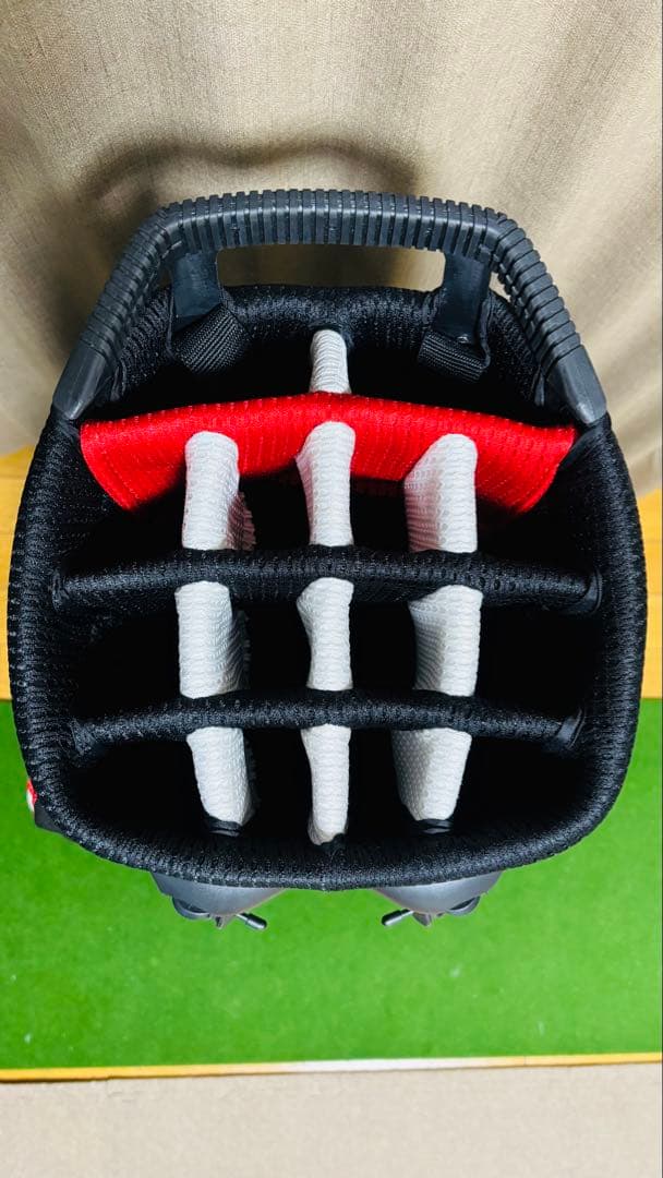 Titleist　タイトリスト　キャディバッグ 黒/赤