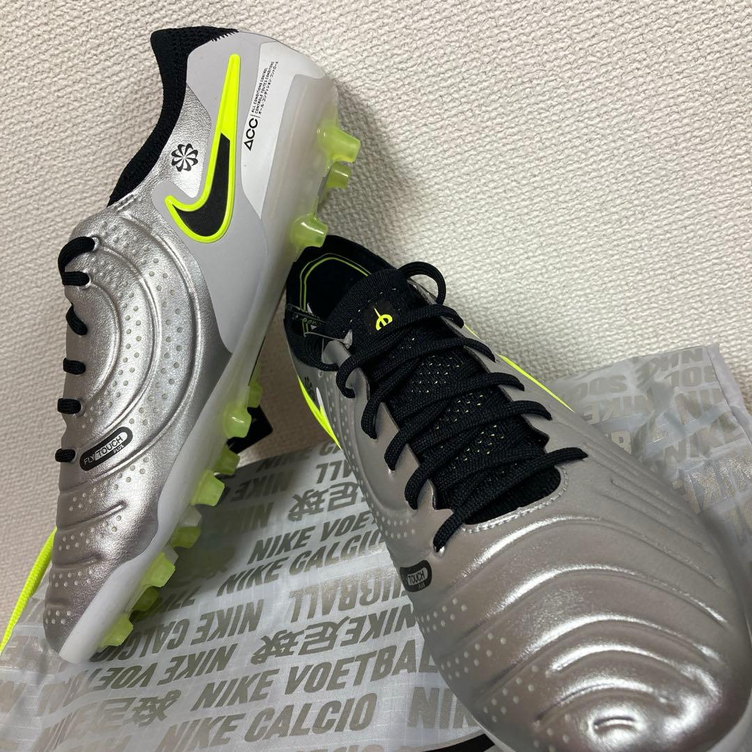 NIKE ティエンポレジェンド10エリート AG-PRO 25.5㎝ 人工芝 銀