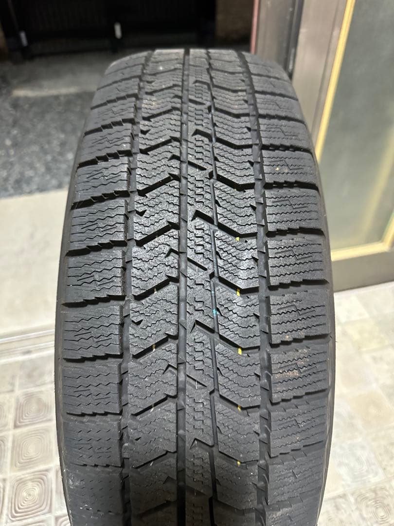 日産 スタッドレスタイヤ 185/70R14 ホイールセット