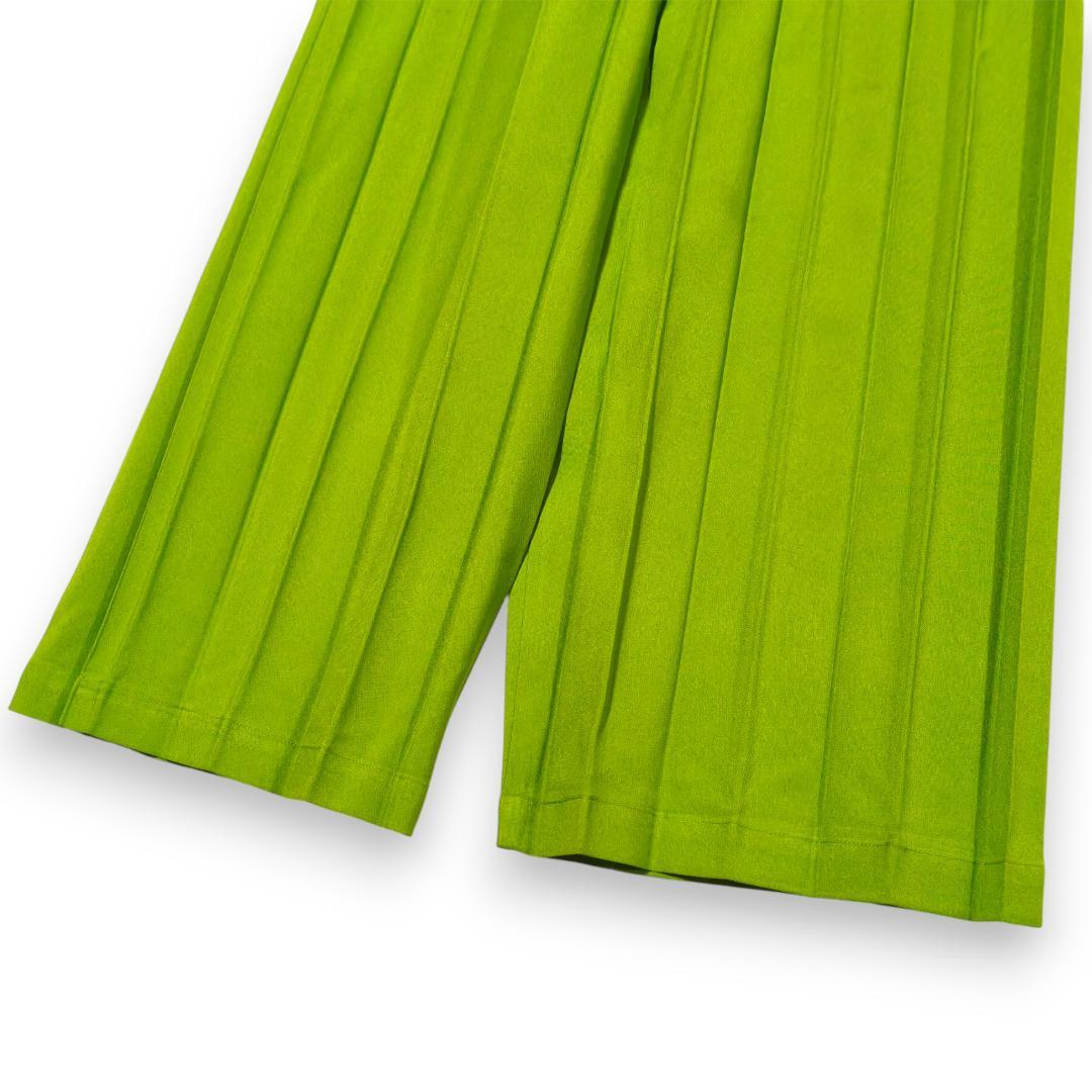 美品 me イッセイミヤケ プリーツ ワイドパンツ F ベルト調整付 ガウチョ