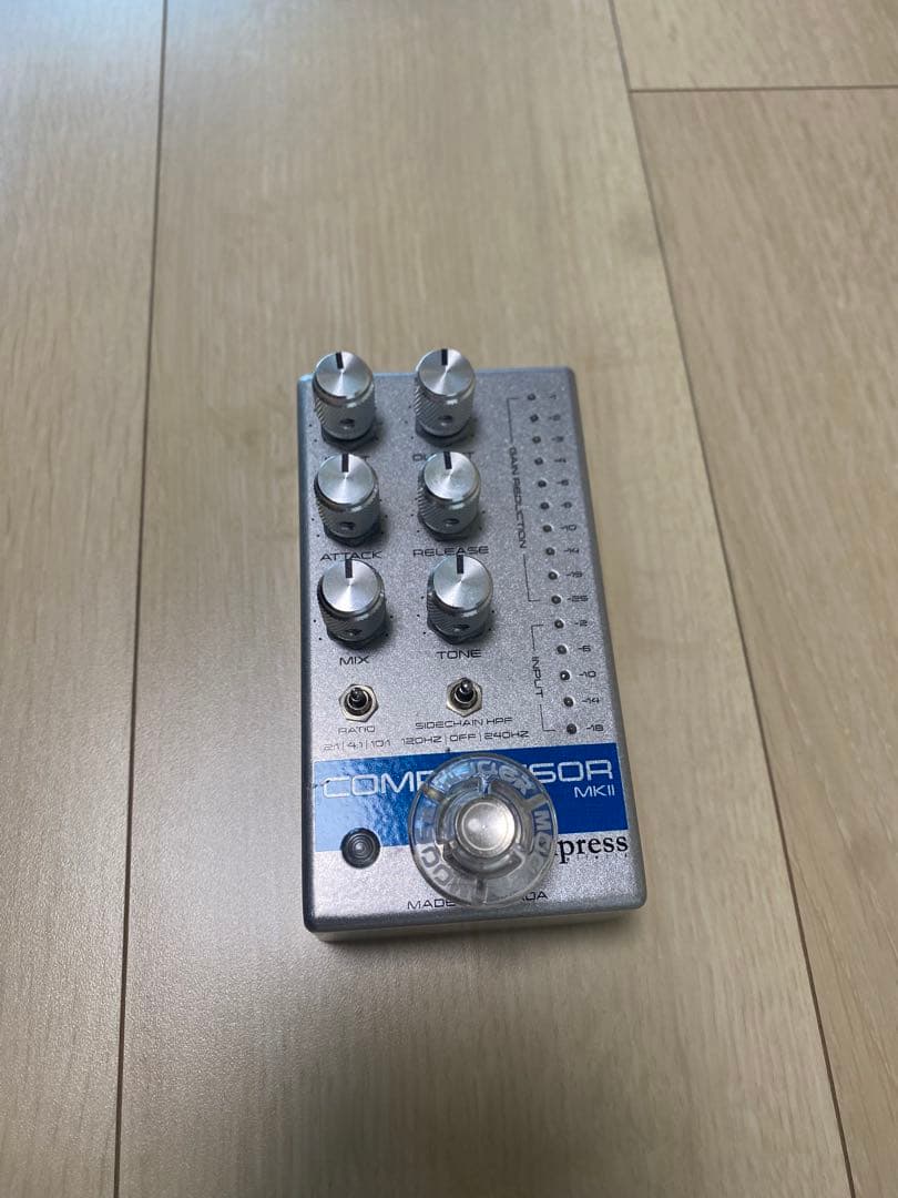 Empress Effects Compressor MKII シルバー