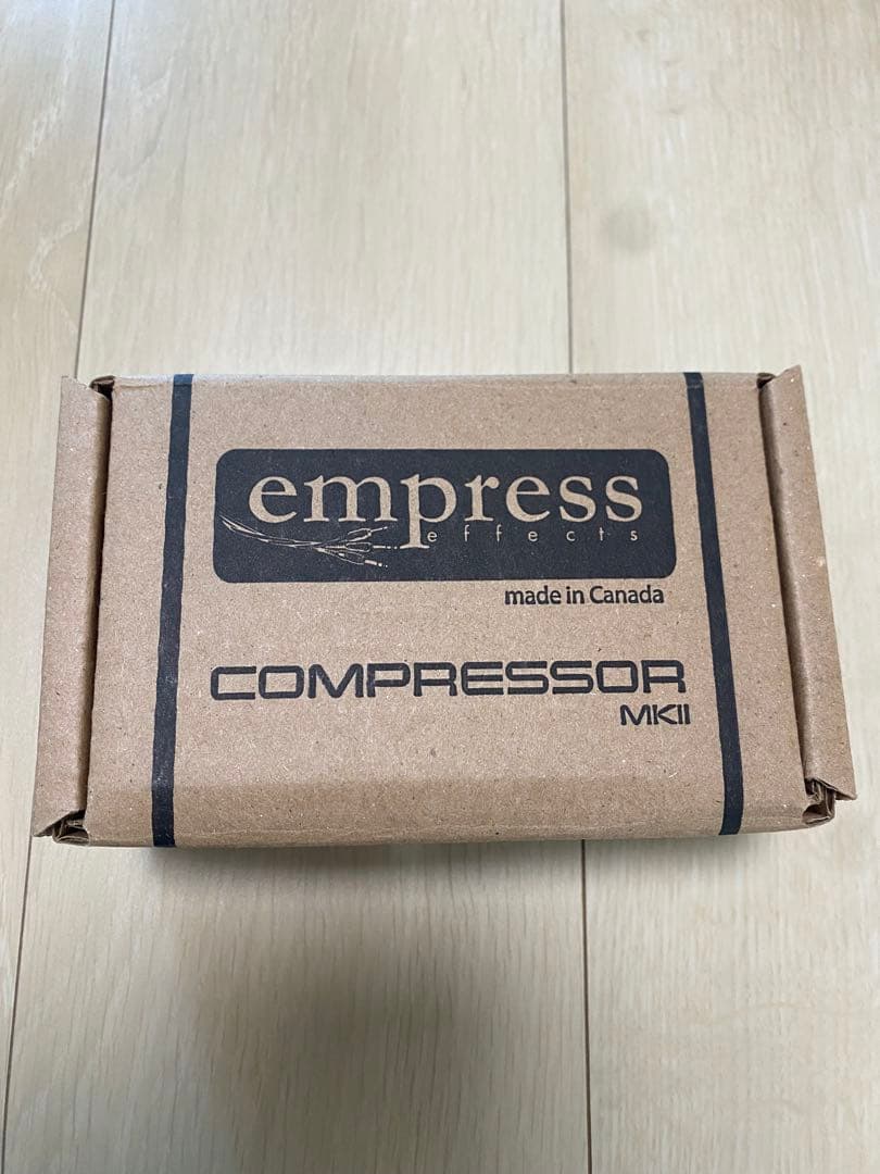 Empress Effects Compressor MKII シルバー
