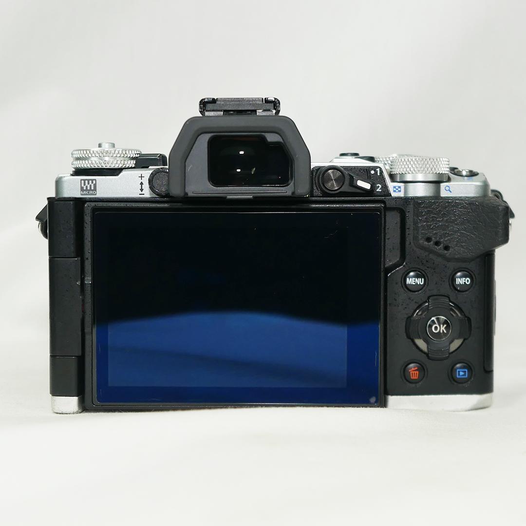 OLYMPUS OM-D E-M5 Mark II 望遠レンズセット