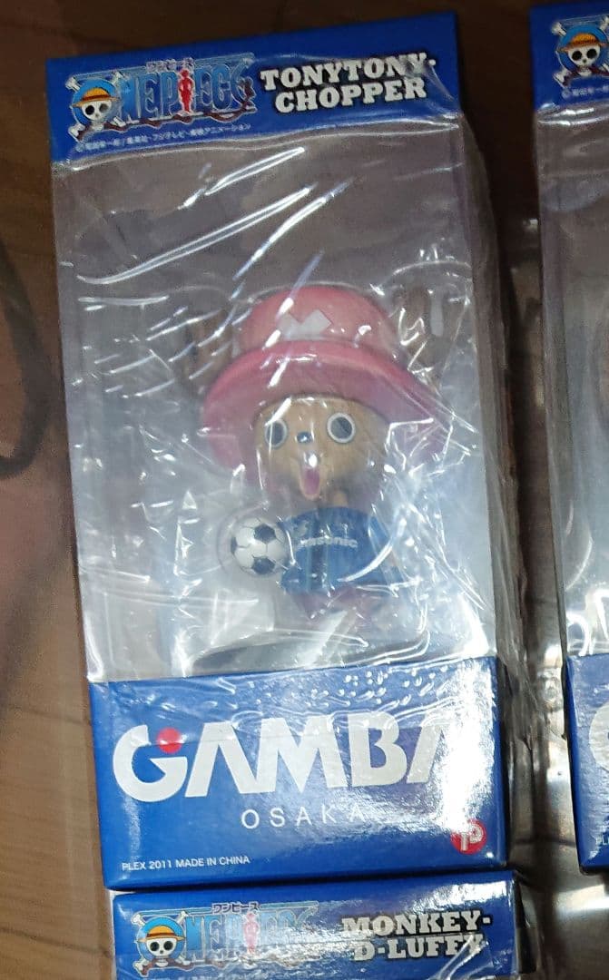 新品未開封 ワンピース コラボ フィギュア