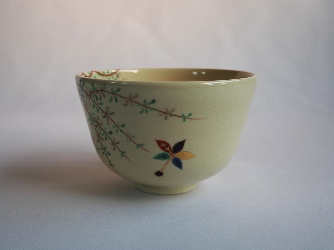 16代永樂善五郎造（即全）『色絵仁清写柳茶碗』 (共箱)　千家十職