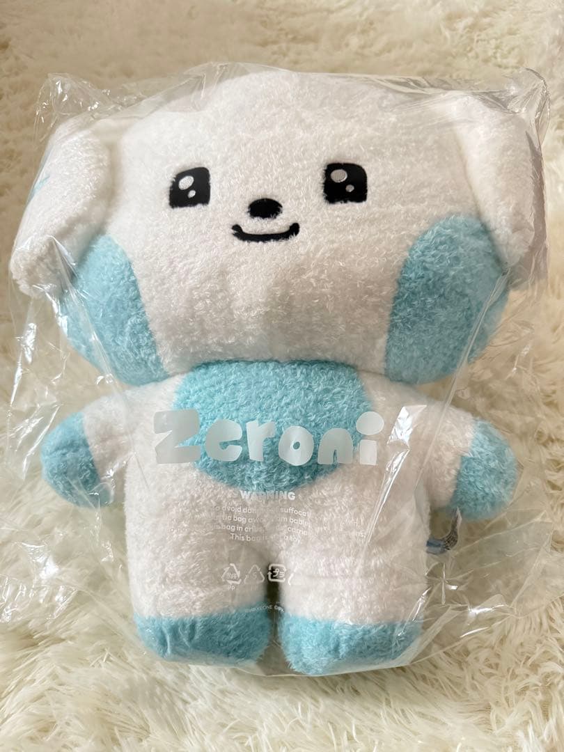 ZB1 zeroni ゼロ二 ギュビン ギュニニ フラットぬいぐるみ