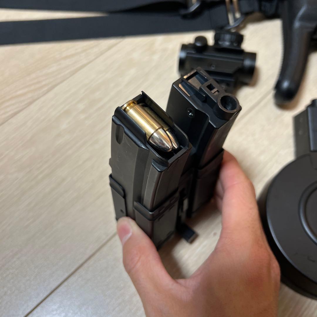 美品　東京マルイ 電動ガン MP5A5 ハイサイクルカスタム　バッテリー付