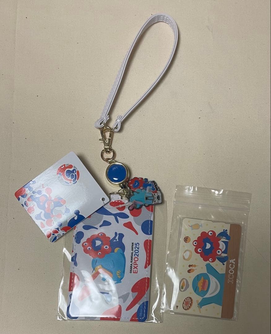 関西万博 ICOCA ミャクミャク イコちゃん 合皮 パスケース　ICOCA付き