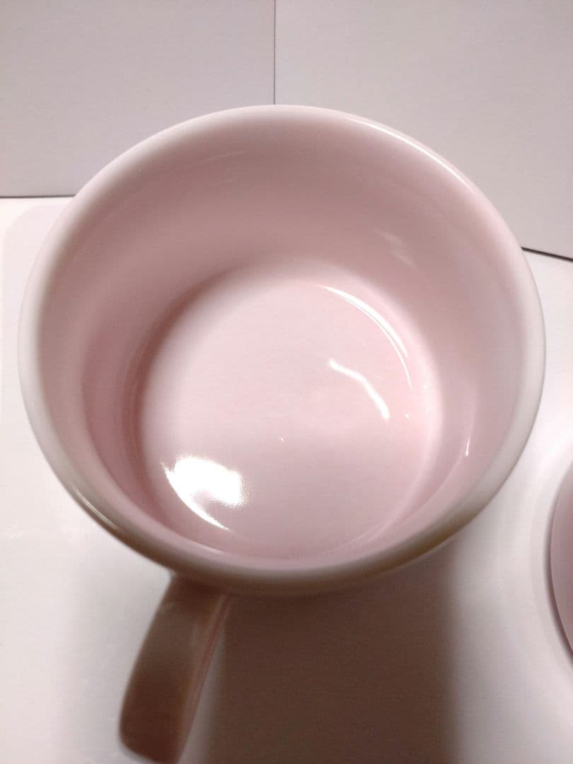 ハローキティ 食器セット■ティーポット/カップ &陶磁器製カップ& 醤油差し