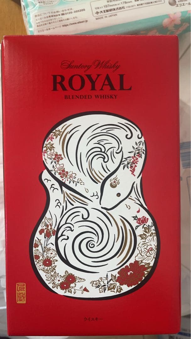 サントリーウイスキー ロイヤルブレンデッドウイスキー 600ml 6本入