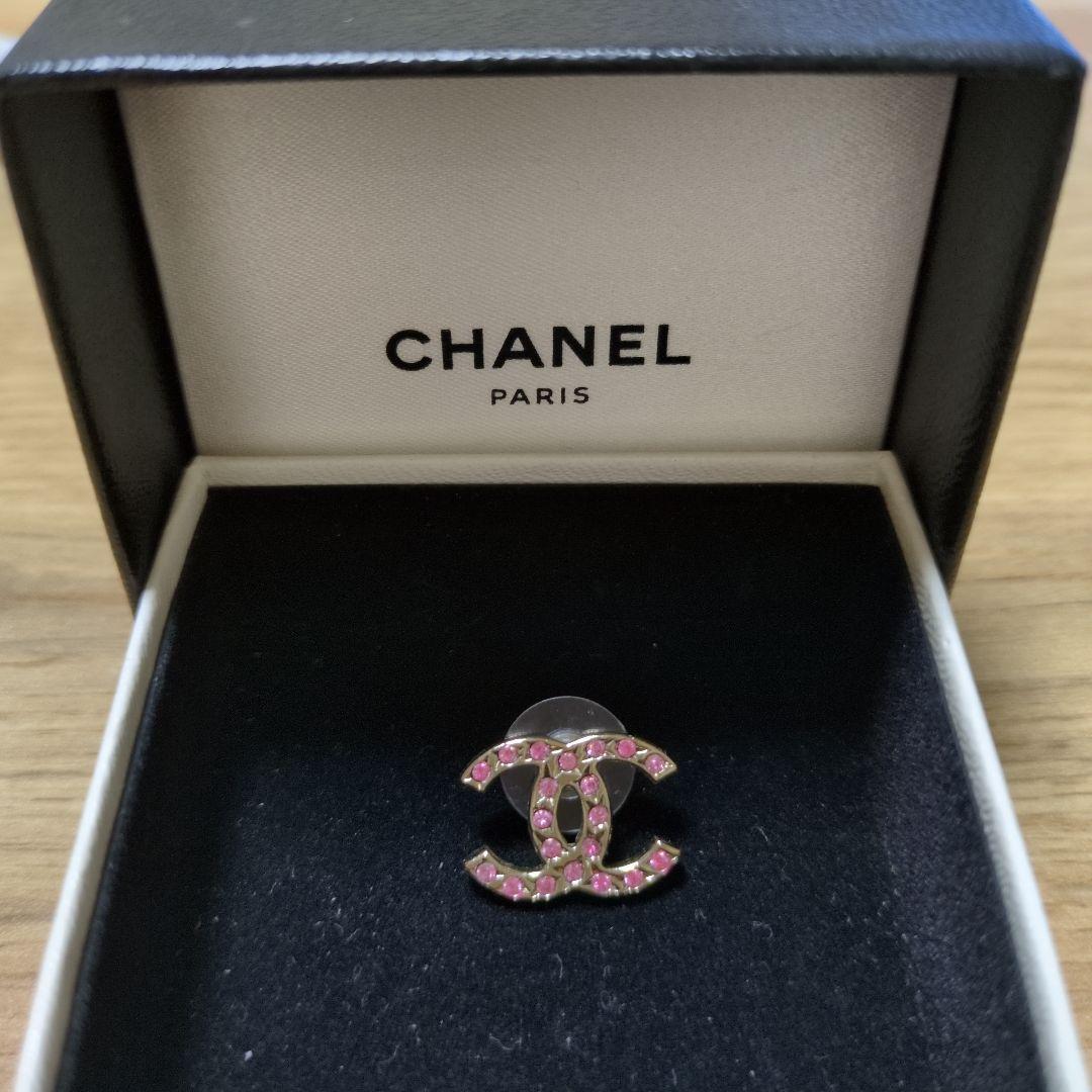 CHANEL CCロゴ ピアス(片耳用)